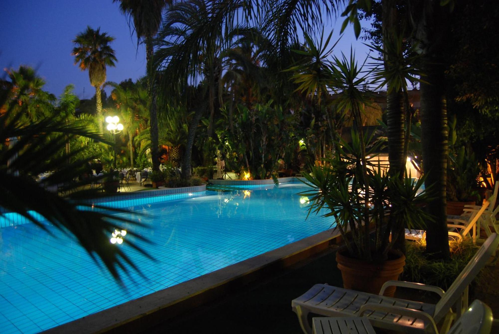Garden Hotel Сан-Джованни-ла- Пунт Экстерьер фото