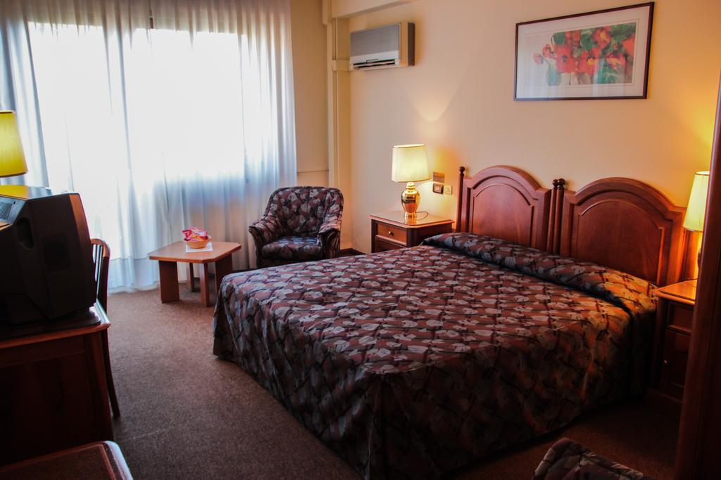 Garden Hotel Сан-Джованни-ла- Пунт Экстерьер фото